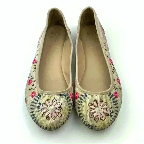 Mix no 6 flats 7 37.5 Dallilah floral embroidered - Picture 3 of 14